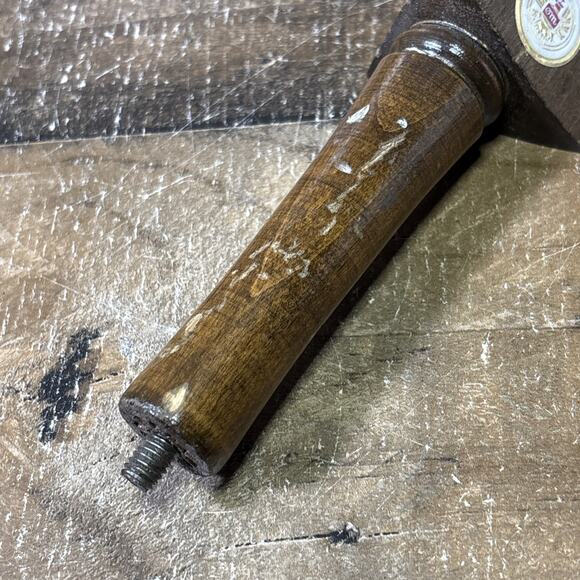 Vintage Old Milwaukee Beer Tap Man Cave Barware Beer Handle - Picture 5 of 6